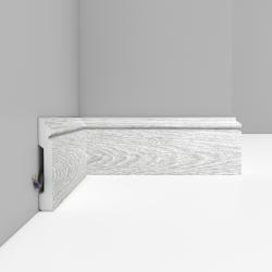Плинтус Decomaster Ясень белый D005-84 2400×79×13